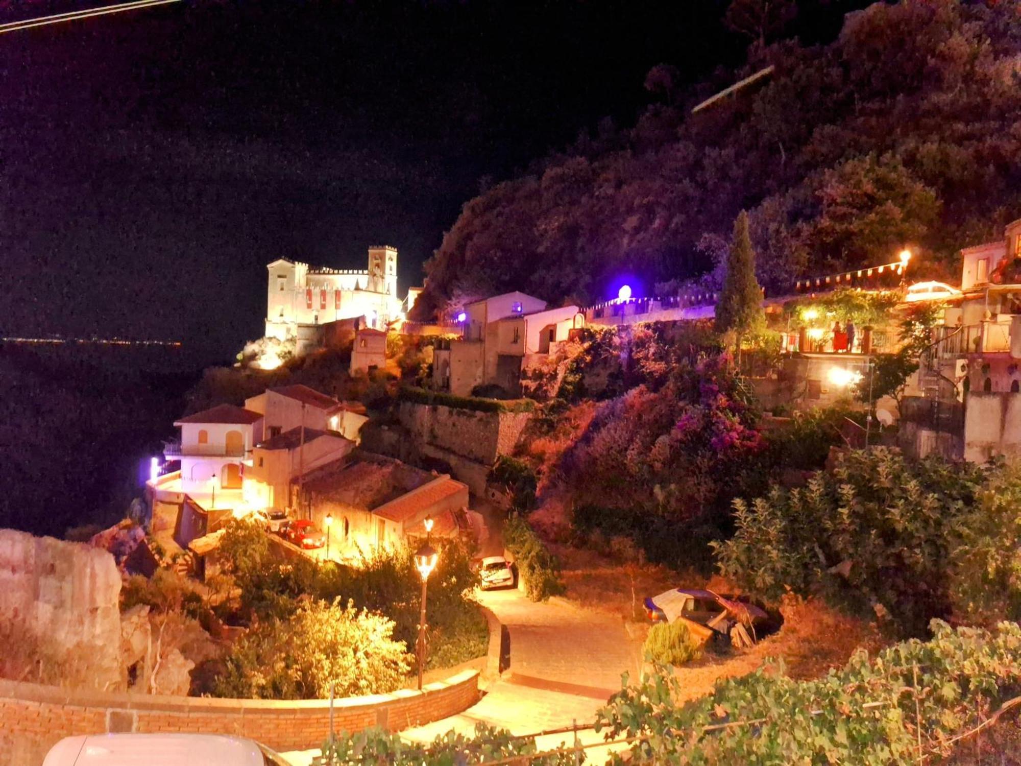 A Casa Da Nonna Brasa Holiday Home Savoca Εξωτερικό φωτογραφία