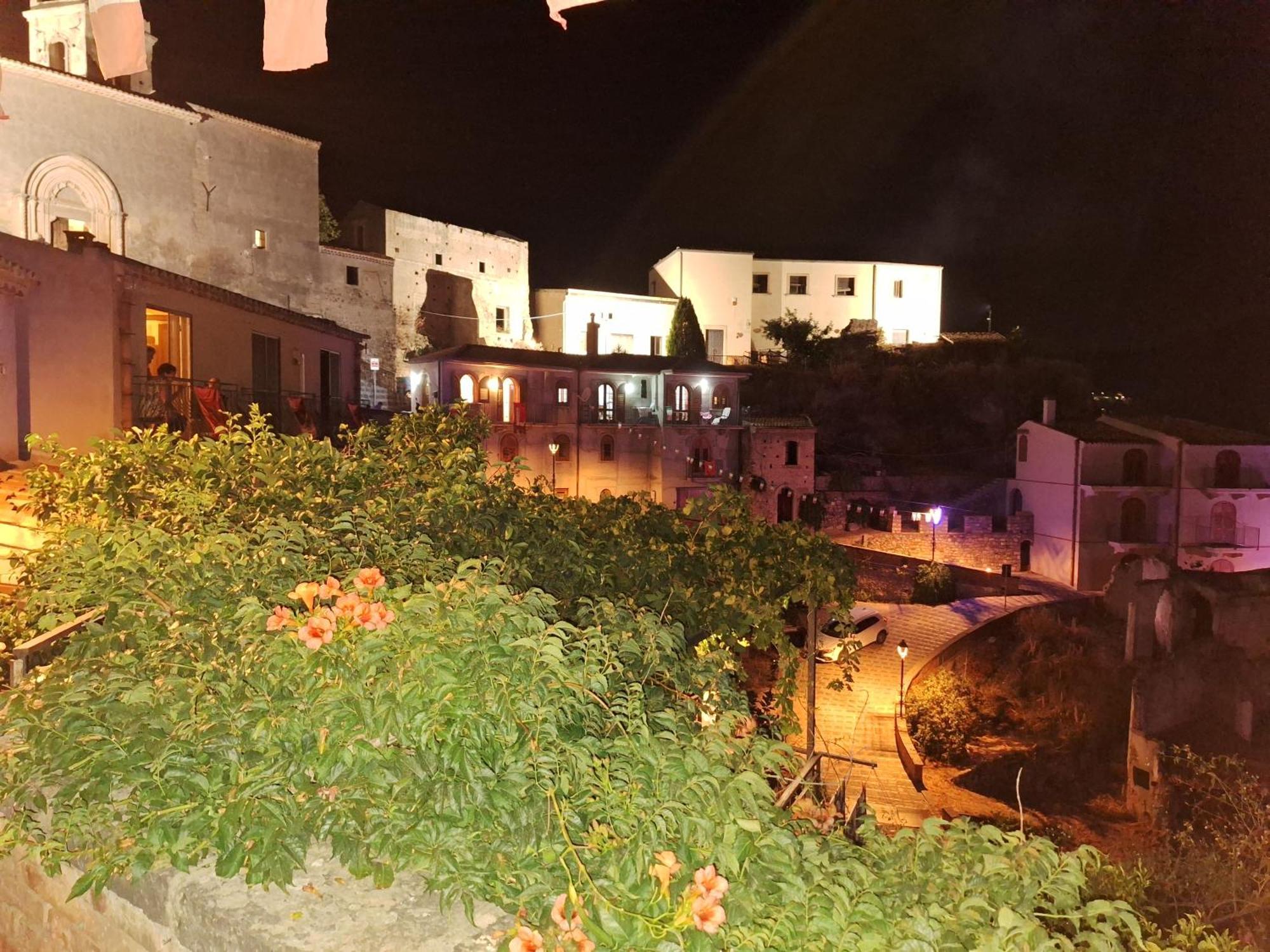 A Casa Da Nonna Brasa Holiday Home Savoca Εξωτερικό φωτογραφία