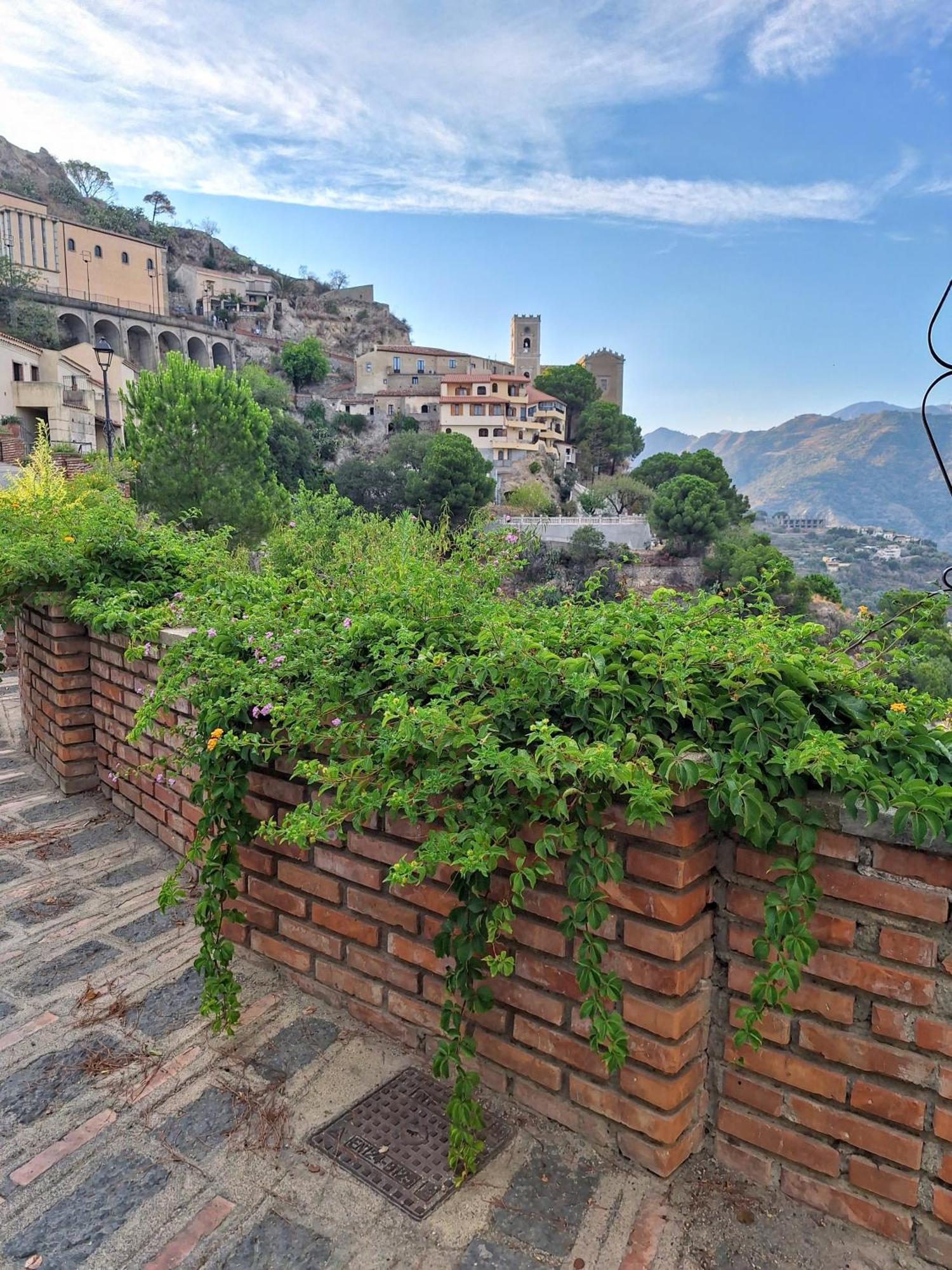 A Casa Da Nonna Brasa Holiday Home Savoca Εξωτερικό φωτογραφία